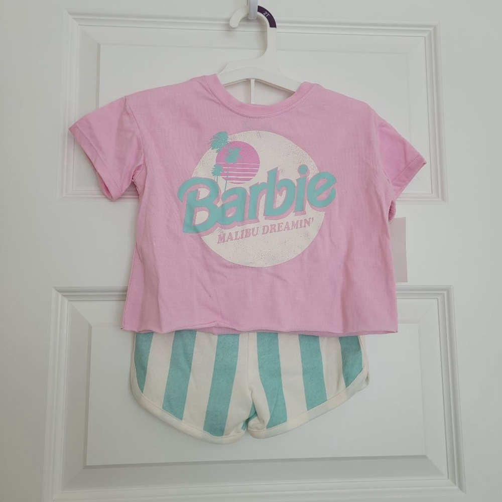 Girls Barbie 2 Piece Set Size 2T Short Sleeve & Short NWT